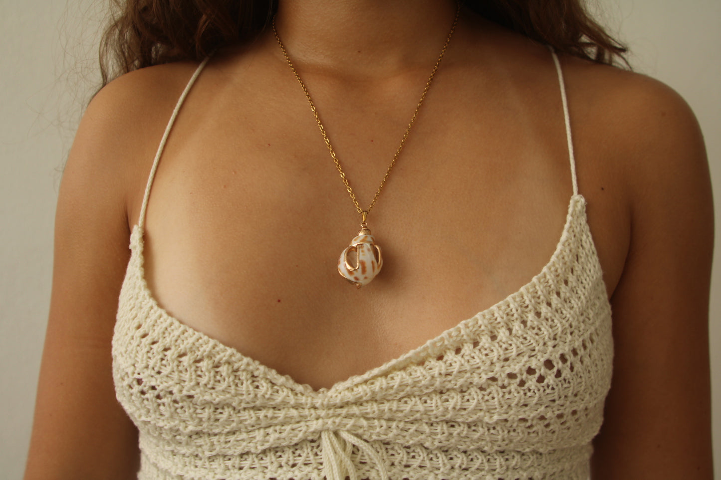 caracoles necklace